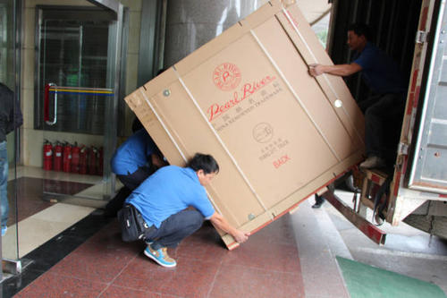 霞浦钢琴贵重工艺品无忧运